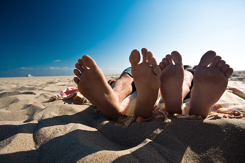 PeoplelayingonBeach