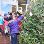 Decorating for Nantucket Stroll | Nantucket, MA