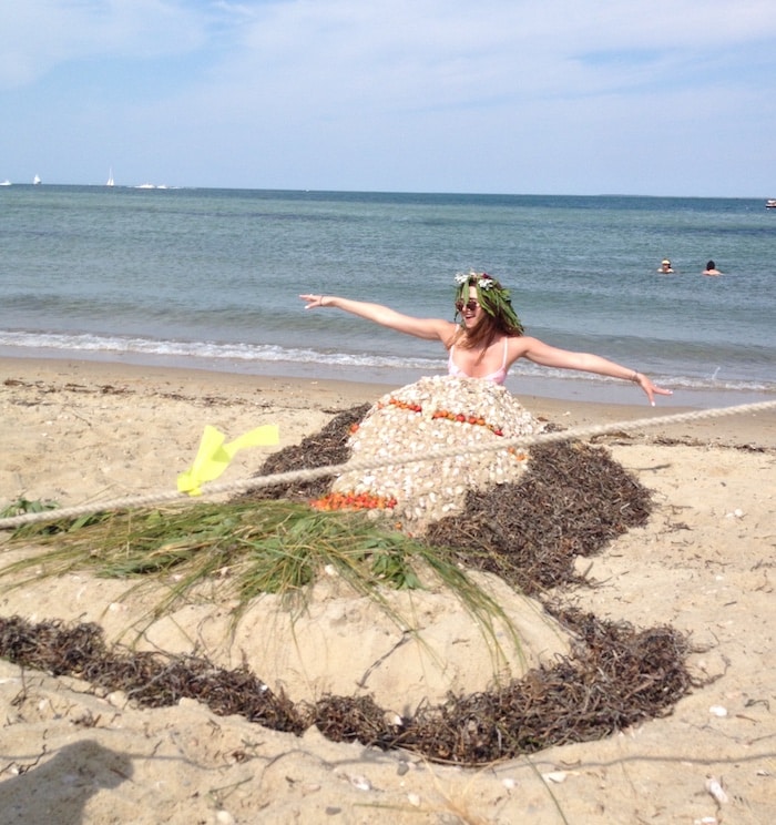 This Dutch artist creates more than just sandcastles on the beach