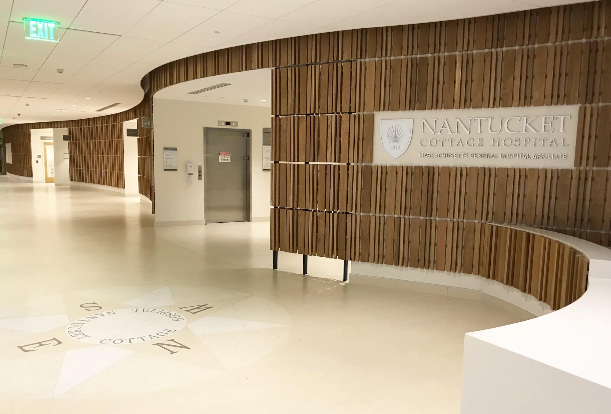 nantucket-hospital-main-lobby